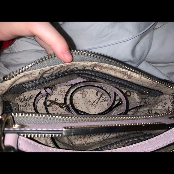 Guess Vintage Bag - Picture 8 of 11